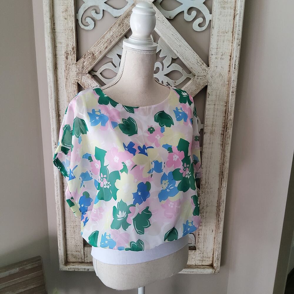 Joseph A Pastel Floral Blouson Top BuiltIn Tank Dolman Sleeve Romantic Soft Girl